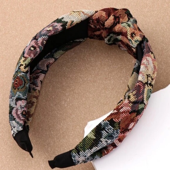 Boho Floral Embroidered Knot headband - Picture 5 of 6